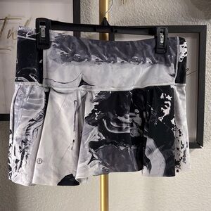 lululemon athletica Black and Gray Skort